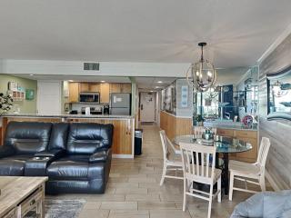 Edgewater Tower I - 4