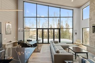 Modern Ski-InandOut Home in Brian Head with Deck - 7