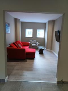 Modern house in Belfast, street parking, sleeps 8 - Belfast - 8