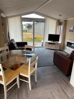 New horizon No commercial vehicles - Carlisle - 5