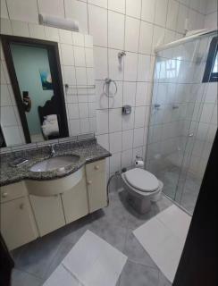 Itapoá Casa Pé na Areia com Piscina, 4 Suítes, Frente Mar, até 15 Pessoas - 2