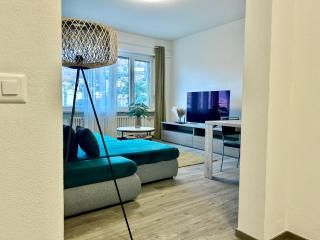 Spacious & Stylish Apartment - Partial Lake View - 3