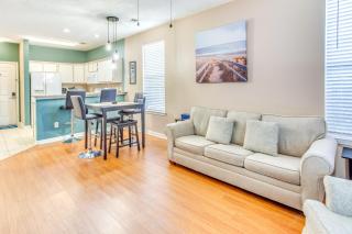 4 Mi to Myrtle Beach Condo with Pool and Hot Tub! - Myrtle Beach - 0