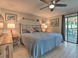Dog Friendly Home by Flagler Avenue! Fenced Yard and Garage! Walk to the Beach! - New Smyrna Beach - 7