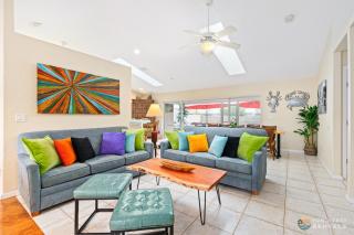 Large House, Ping-Pong, Pool Table, Dog Friendly, Steps to Beach & Private Yard! - 4