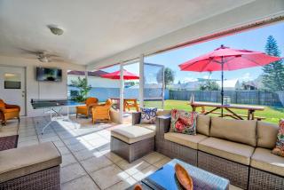 Large House, Ping-Pong, Pool Table, Dog Friendly, Steps to Beach & Private Yard! - 1