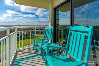 Beachfront 4th Floor Condo with Spectacular Beach & Ocean Views and Pool! - New Smyrna Beach - 7