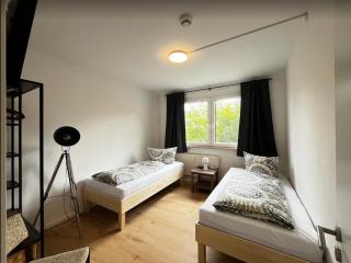Wohnung für 3 bis 5 Gastarbeiter, Monteure, Durchreisende - Halle an der Saale - 2