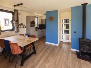 Modern holiday home with sauna - Ewijk - 7