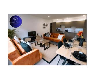 Modern City Centre Apartment - 8