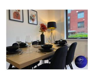 Modern City Centre Apartment - 3