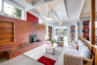 Mid Century Oasis - Hastings Holiday Home - Hastings - 1