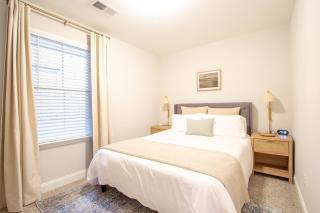 Luxury 5-Star Retreat - Family & Pet Friendly - 6