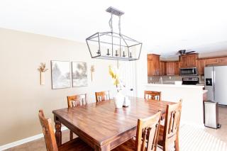 Family & Pet Friendly Oasis - Backyard - Patio - Southaven - 9