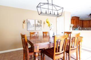 Family & Pet Friendly Oasis - Backyard - Patio - Southaven - 2