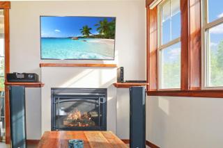 Luxury condo with stunning views! - 8