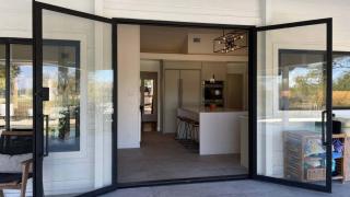 Luxurious Modern Retreat with Private Pool & Patio - Austin - 2