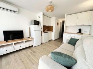 Résidence Le Lagon Bleu - Studio cabine 4 couchages avec piscine MAE-7111 - Le Grau-du-Roi - 0