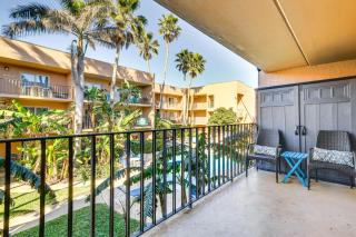 Walk to Beach Condo with Pool Access in Texas! - South Padre Island - 8