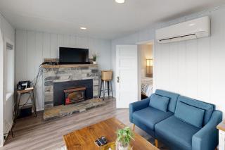 Oceanside Beach Bungalow - Oceanside - 6