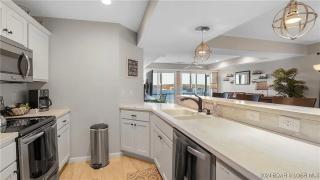 Gourgeous lake views, amazing susets, on main channel - 7