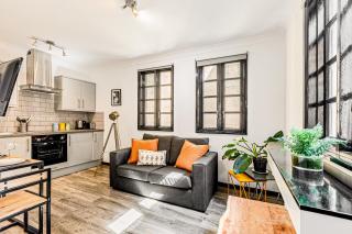 Langdon Apartments, Bouverie Place - Londra - 1