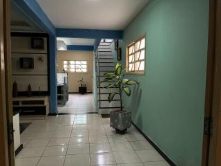 casa 3 quartos com1suíte smart tv netflix ar-condicionado - 1