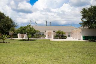 CHD3583-C Rotunda Wes - Rotonda West - 0