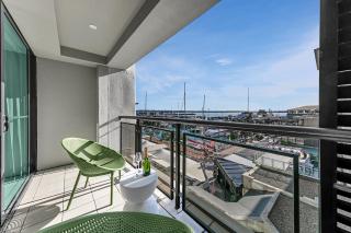 Fabulous City Apartment with Stunning Ocean Views - Auckland - 6