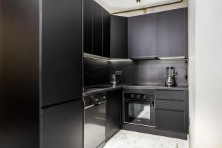 Luxury 1-Bedroom Apartment - 7