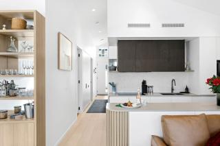Mod House Ocean Grove- Walk to the shops, cafes, beach and park! Brand new luxury apartment in gated complex - Ocean Grove - 8