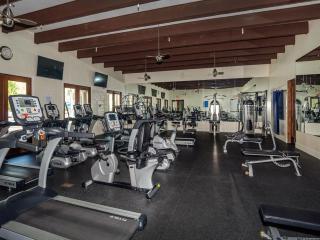 Luxury 1BR Suite Living Room, Patio, Fp & Kitchen, 12 pools -Legacy Villas - La Quinta - 2
