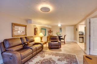 Secluded Elizabeth Apt on 3 Acres Pets Welcome! - 6