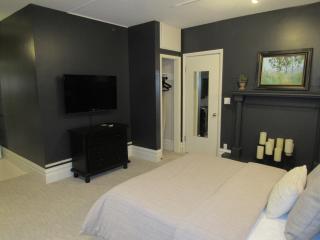 The Riter Mansion - Logan - 8