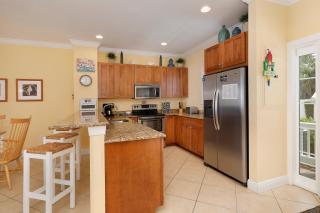 Waterfront luxury Villa 59 with sunset views and boat slip - Marathon - 4
