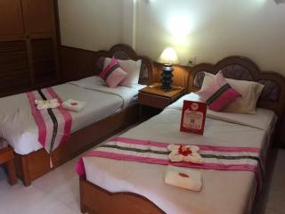 โรงแรมอัมพรรีสอร์ท - Ban Lan Dok Mai - 1