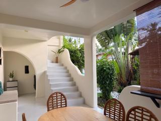 Parrots Boutique Resort - 9