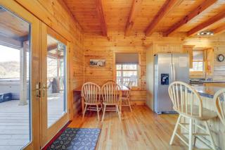 Luxury Mountain Cabin with Hot Tub and Pool Table! - Waynesville - 1