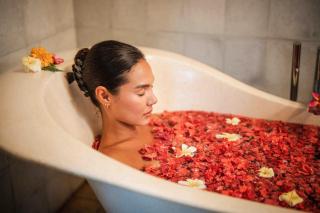 Hotel Komune and Beach Club Bali - 8