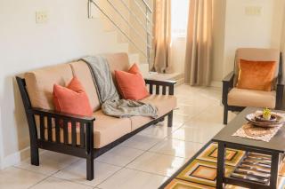 Antiguan City and Sea Escape - - 7