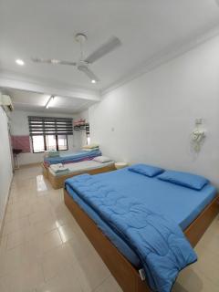 Pangkor Island Seaside @ 4 rooms Homestay - Pasir Bogak - 8