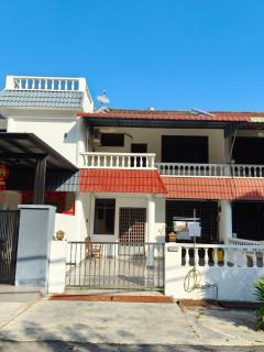 Pangkor Island Seaside @ 4 rooms Homestay - Pasir Bogak - 8
