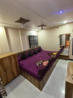 MANSAROVAR HOME STAY and GUEST HOUSE - Ujjain - 6