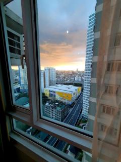 Zeke a Zac Suite - The Beacon Makati - Manila - 1
