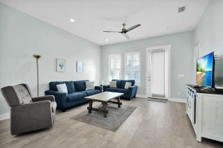 Relax at Home in Jax - 9