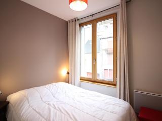 F2 bis au Mont-Dore, 200m du centre et Thermes, parking privé, animaux acceptés, 6 couchages - FR-1-415-69 - Le Mont-Dore - 6