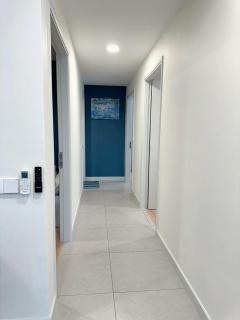 The Atrium at Jalan Ampang by OKBnB - Luxury 3 Bedroom Family Suite with Balcony, 3 mins to KLCC - Kuala Lumpur - 4
