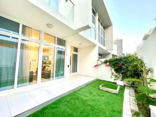 Amazing 3BHK Townhouse in Damac Hills 2 upto 10PLL - Dubai - 0