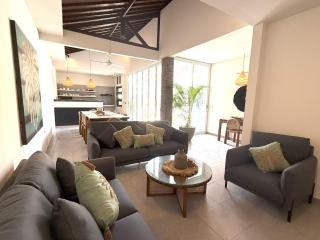 Villa KAS Legian Seminyak - 6 Bedroom Villa - Seminyak - 4