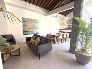 Villa KAS Legian Seminyak - 6 Bedroom Villa - Seminyak - 6